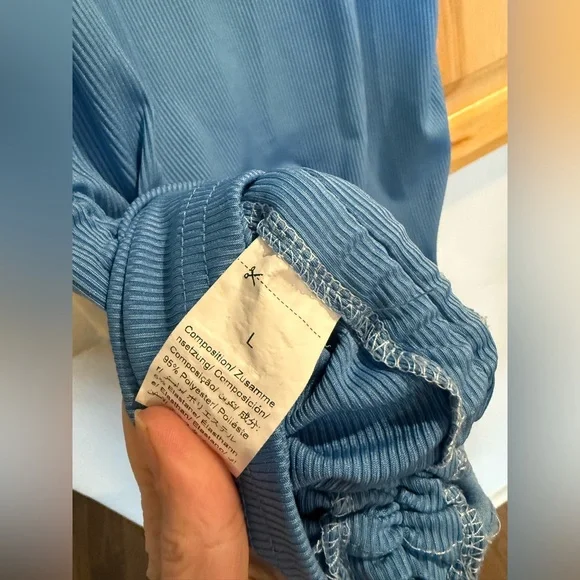 Color Block Ribbed Bodycon Dress - Picture 6 of 6